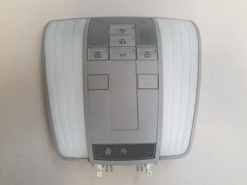 Binnenverlichting W212 E-Klasse Mercedes A2129067702 7E94 beschikbaar voor biedingen