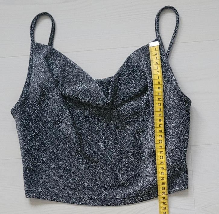 Super leuke top S met stretch/rek
Zilver, Kleding | Dames, Tops, Zo goed als nieuw, Maat 36 (S), Grijs, Korte mouw, Ophalen of Verzenden