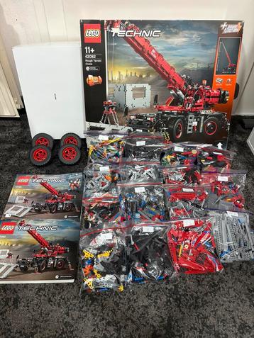 Compleet | Lego Technic 42082 Rough Terrain Crane beschikbaar voor biedingen
