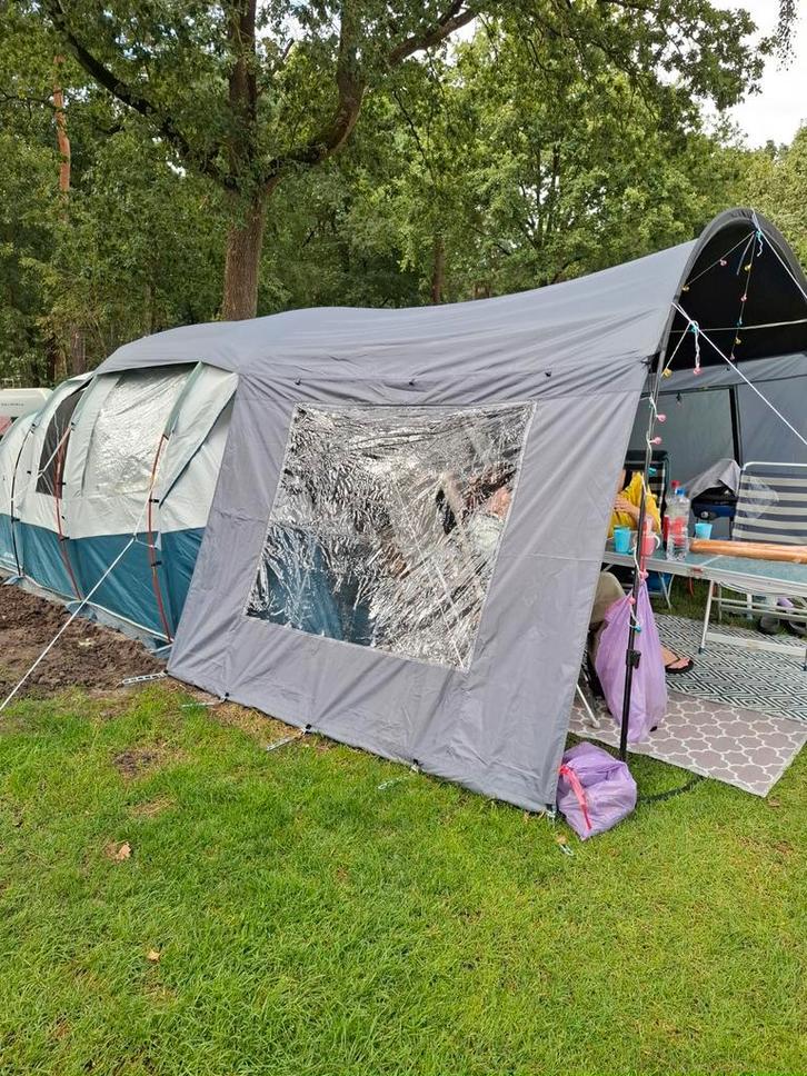 Tent plus een voorluifel van quechua, Caravans en Kamperen, Tenten, Zo goed als nieuw, Ophalen