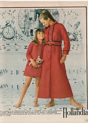 Retro reclame 1969 Hollandia badjassen meisjes dames beschikbaar voor biedingen