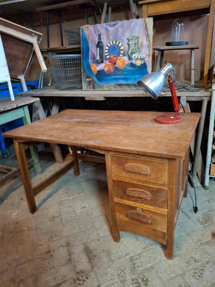 Vintage Eikenhouten Bureau, Huis en Inrichting, Bureaus, Ophalen of Verzenden