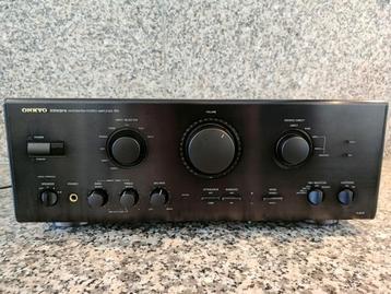 Onkyo integra A809 beschikbaar voor biedingen