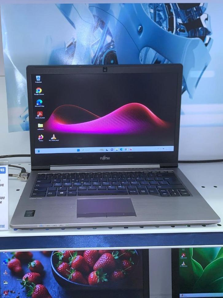 Fujitsu U745, Computers en Software, Windows Laptops, Refurbished, 14 inch, SSD, 2 tot 3 Ghz, 8 GB, Qwerty, Met videokaart, Ophalen of Verzenden