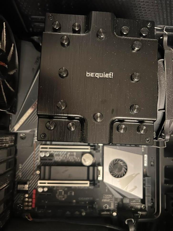 Ryzen 3900XT, Gigabyte X570, Dark Rock Pro 4, Computers en Software, Computerkoelers, Gebruikt, Luchtkoeling, Ophalen