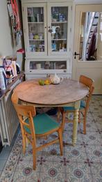 vintage ronde tafel van perenhout, Ophalen