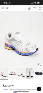 Sneakers Saucony Progrid Triumph 4, Sport en Fitness, Volleybal, Ophalen of Verzenden, Zo goed als nieuw, Bescherming