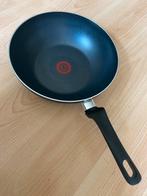 Nieuwe Tefal wokpan 28cm, Huis en Inrichting, Keuken | Potten en Pannen, Nieuw, Ophalen of Verzenden, Wok, Aluminium