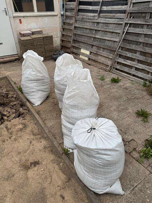 Grind / Zand (4x ~80L), Tuin en Terras, Zand, Gebruikt, Ophoogzand, Ophalen