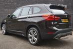 BMW X1 sDrive20i High Executive l Sfeer l HUD l Groot Naviga, 1998 cc, Stof, Euro 6, Bruin