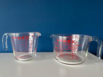Pyrex Maatbekers - Set van 2 beschikbaar voor biedingen