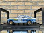 IXO 1:18 FORD ESCORT MK2 RS 1800 VATANEN RALLY ZWEDEN NIEUW, Ophalen of Verzenden, Nieuw, Auto, Overige merken