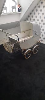 Van DELFT jaren '60 prachtige lichtgrijze kinderwagen, Kinderen en Baby's, Kinderwagens en Combinaties, Ophalen, Zo goed als nieuw