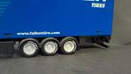 Mercedes Benz Actros Falken 1:43 Bburago Burago Pol, Hobby en Vrije tijd, Modelauto's | 1:43, Ophalen of Verzenden, Nieuw, Bus of Vrachtwagen