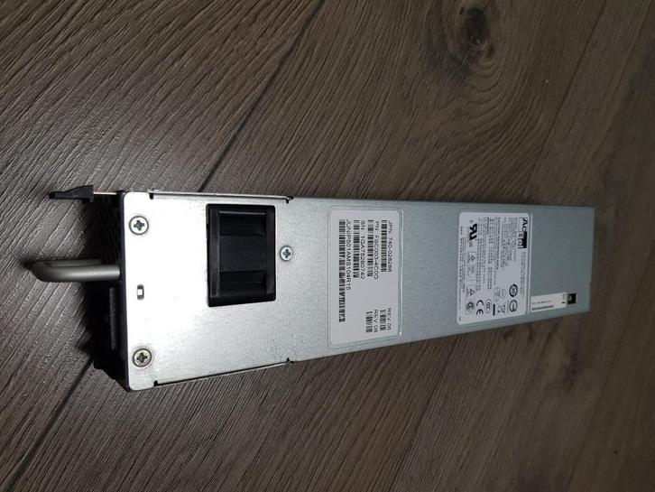 8x Juniper PWR-MX80-AC-BB powersupply, Computers en Software, Routers en Modems, Zo goed als nieuw, Ophalen of Verzenden