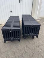 Gietijzeren radiator vintage breed met pootjes (2x), Ophalen, 30 tot 80 cm, Gebruikt, Radiator