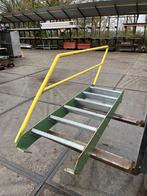 Gebruikte stalen trap, Ophalen, Zo goed als nieuw, ., Minder dan 2 meter