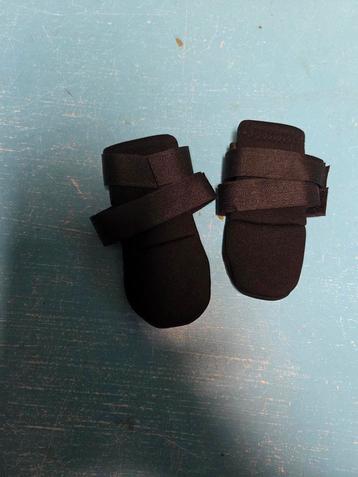 hondenschoenen maat s beschikbaar voor biedingen