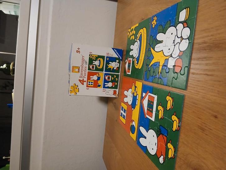 Ravensburger 4 puzzels 3 plus zeer netjes deukje verpakking, Kinderen en Baby's, Speelgoed | Kinderpuzzels, Gebruikt, 2 tot 4 jaar