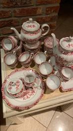Vintage Theeservies met Rood Bloemmotief, Antiek en Kunst, Antiek | Servies compleet, Ophalen