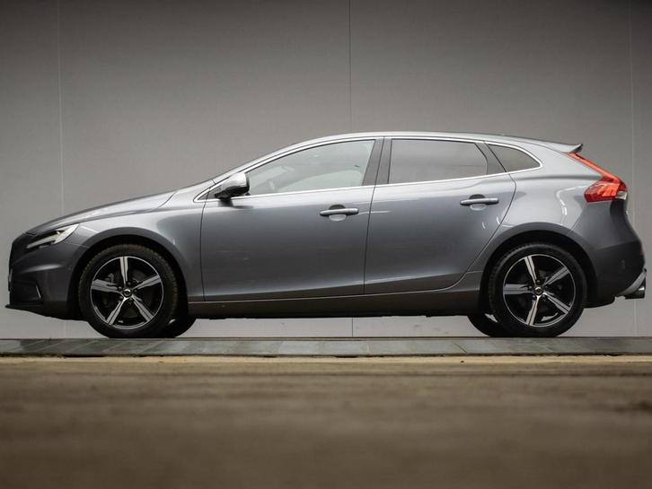 Volvo V40 2.0 T4 Business Sport R-Design (PANORAMADAK,NAVI,S, Auto's, Volvo, Bedrijf, Te koop, V40, ABS, Achteruitrijcamera, Airbags