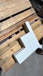 Opstapje 560 hoog en 2990 breed, Ophalen, Zo goed als nieuw, Minder dan 2 meter