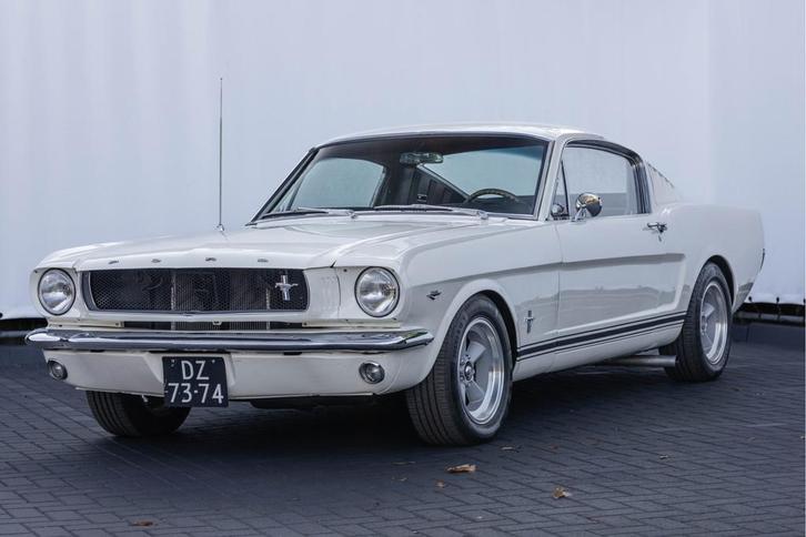 Ford Mustang Fastback 289 (bj 1965), Auto's, Oldtimers, Bedrijf, Te koop, Ford, Benzine, Coupé, Handgeschakeld, Geïmporteerd, Wit