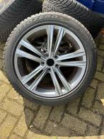 Volkswagen R-line Velgenset 18 inch met winter banden!, Auto-onderdelen, Band(en), Ophalen of Verzenden, 225 mm, Winterbanden