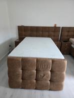 Luxe Boxspring 120x200 + Nachtkastjes - Zo Goed Als Nieuw!, Bruin, Ophalen of Verzenden, Zo goed als nieuw, Twijfelaar