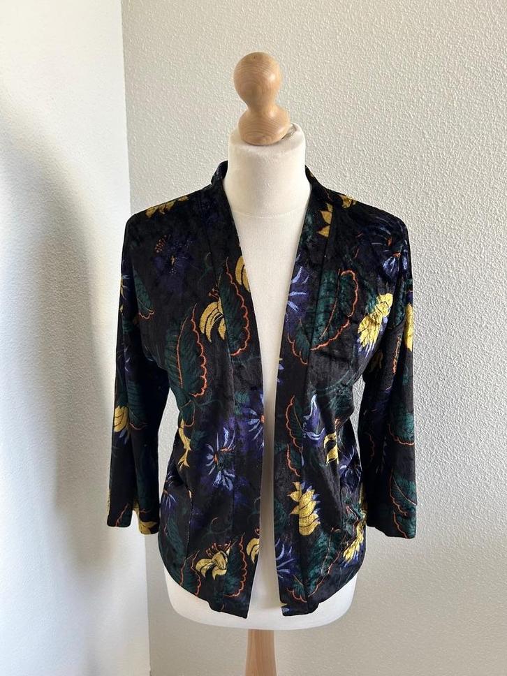 King Louie maat M kimono velvet vest 2546, Kleding | Dames, Truien en Vesten, Zo goed als nieuw, Maat 38/40 (M), Zwart, Ophalen of Verzenden