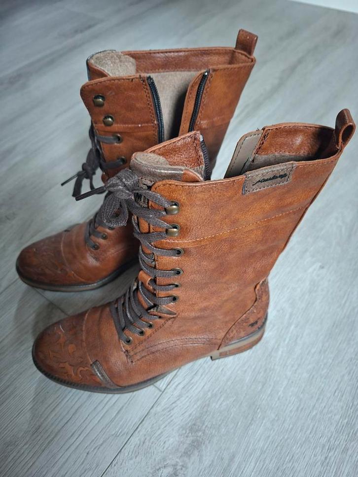 Mustang Laarzen Maat 38 - Nieuw!, Kleding | Dames, Schoenen, Nieuw, Lage of Enkellaarzen, Bruin, Ophalen of Verzenden