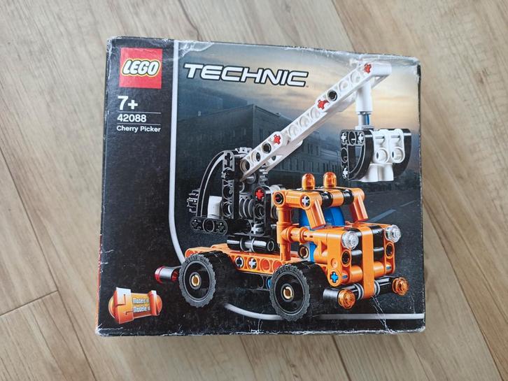 Nieuw lEGO Technic set 42088 2 in 1, Kinderen en Baby's, Speelgoed | Duplo en Lego, Gebruikt, Lego, Complete set, Ophalen of Verzenden
