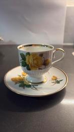 Kop en schotel, Verzamelen, Porselein, Kristal en Bestek, Ophalen of Verzenden, Zo goed als nieuw, Porselein, Kop en/of schotel