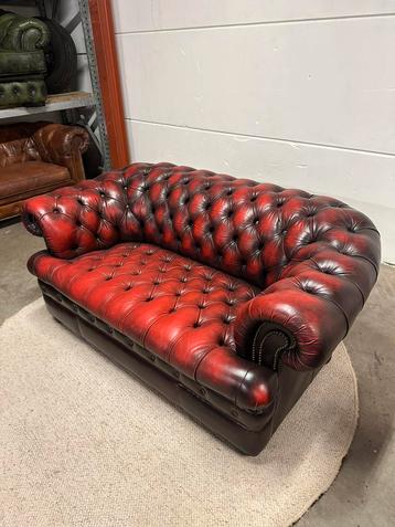 Oxblood rood vintage chesterfield bank bankstel 2,5 zits beschikbaar voor biedingen