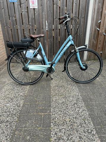 Te koop elektrische damesfiets gazelle chamonix accu stuk! beschikbaar voor biedingen
