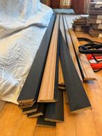 Nieuwe zwarte Maclean plinten 15 stuks, Doe-het-zelf en Verbouw, Plinten en Afwerking, Ophalen, Zo goed als nieuw, Mdf, 200 tot 250 cm