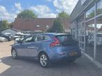 Volvo V40 2.0 D2 Summum Business /Climate/Cruise/Navi/Trekha, Auto's, Voorwielaandrijving, Gebruikt, Euro 6, 4 cilinders