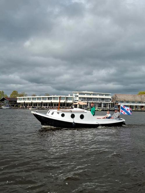 Prachtige unieke geklonken sloep 6,70 meter, Watersport en Boten, Sloepen, 6 meter of meer, Binnenboordmotor, Diesel, Polyester