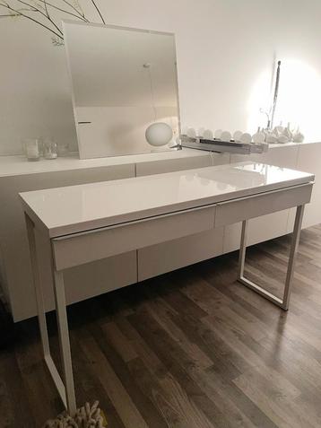 Ikea BESTÅ BURS bureau | hooglans wit | 120x40 cm beschikbaar voor biedingen