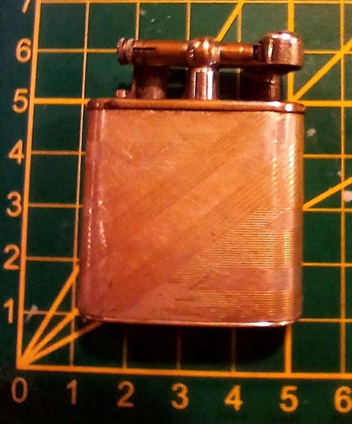 Vintage lift-arm benzineaansteker, Verzamelen, Rookartikelen, Aanstekers en Luciferdoosjes, Gebruikt, Aansteker, Ophalen of Verzenden