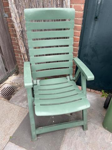 Tuinstoel beschikbaar voor biedingen