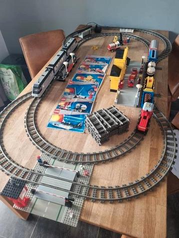 Lego treinen en accessoires 9volt beschikbaar voor biedingen