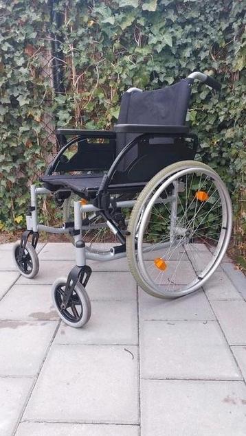 Breezy rolstoel beschikbaar voor biedingen