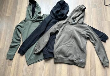 3 hoodies van Cars maat 12 (152) beschikbaar voor biedingen