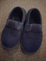 Giesswein pantoffel maat 30 Donkerblauw, Ophalen of Verzenden, Zo goed als nieuw, Jongetje of Meisje, Slofjes