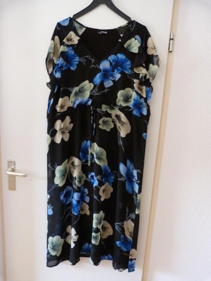 Jurk, Nora, zwart met bloemenmotief, maat 46, Kleding | Dames, Jurken, Zo goed als nieuw, Maat 46/48 (XL) of groter, Zwart, Ophalen of Verzenden