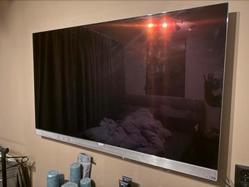 Philips 55 inch OLED Ambilight TV met ingebouwde speaker beschikbaar voor biedingen