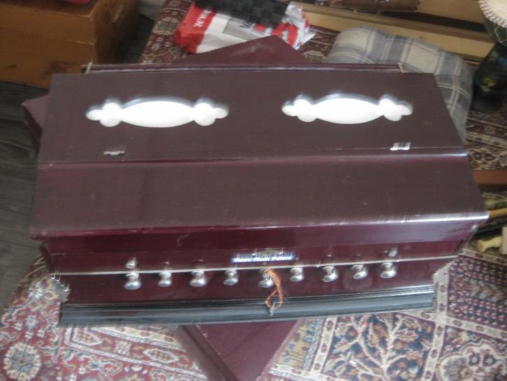 harmonium, Muziek en Instrumenten, Orgels, Gebruikt, Harmonium, 2 klavieren, Ophalen of Verzenden