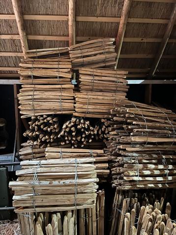 Engels hekwerk 60 cm hoog schapenhek aftasteringkastanjehout beschikbaar voor biedingen