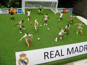 REAL MADRID beschikbaar voor biedingen